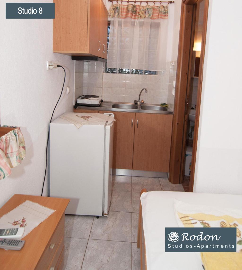 Rodon Apartments - S Avdimioti Néa Ródha Exterior foto