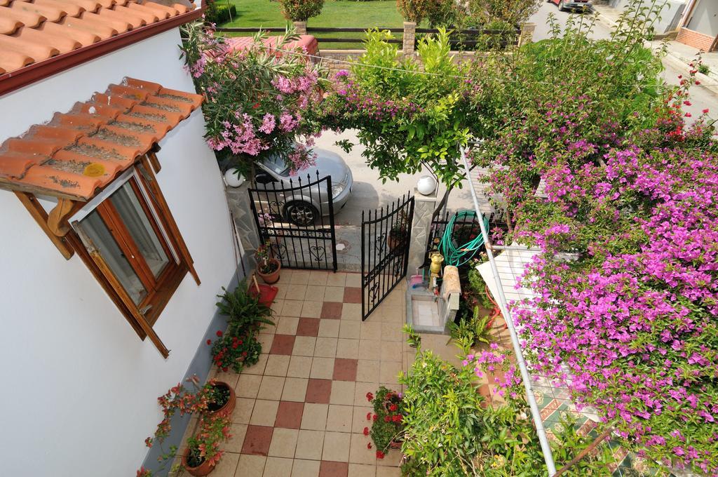 Rodon Apartments - S Avdimioti Néa Ródha Exterior foto